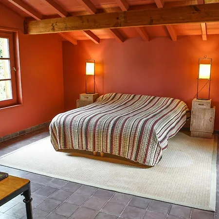 Les Maisons Des Soeurs ゲストハウス サン・ジュリアン・アン・ボルヌ